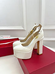 Valentino Tan-Go Patent Leather Platform Pump White - 2