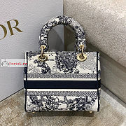 Dior Medium Lady D-Lite Bag Zodiac Embroidery M0565 24x20x11cm - 4