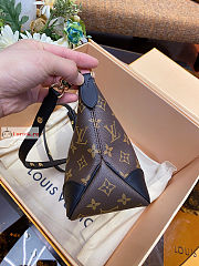 Louis Vuitton Boulogne Monogram Canvas Black M45831 29x16x9.5cm - 2