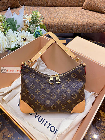 Louis Vuitton Boulogne Monogram Canvas Natural M45832 29x16x9.5cm