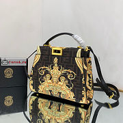 Fendace Mini Peekaboo Leather Black 23cm - 4