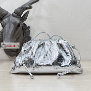 Bottega Veneta Mini Pouch Silver 22x12X7cm - 1