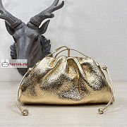 Bottega Veneta Mini Pouch Golden 22x12X7cm - 1