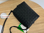 Bottega Veneta Loop Camera Bag Black 25cm - 3
