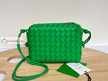 Bottega Veneta Loop Camera Bag Green 25cm