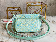 Louis Vuitton Multi Pochette Accessoires Sprayed Green M46180 24x13.5x4cm - 1
