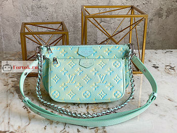 Louis Vuitton Multi Pochette Accessoires Sprayed Green M46180 24x13.5x4cm