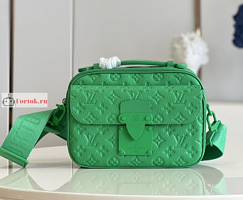 Louis Vuitton S Lock Messenger Green M20904 22x18x8cm