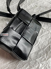 Bottega Veneta Candy Cassette In Smooth Leather Black 12x8x4cm - 4