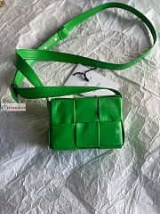 Bottega Veneta Candy Cassette In Smooth Leather Green 12x8x4cm - 2