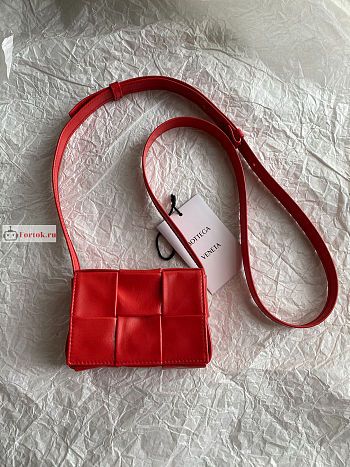 Bottega Veneta Candy Cassette In Smooth Leather Red 12x8x4cm