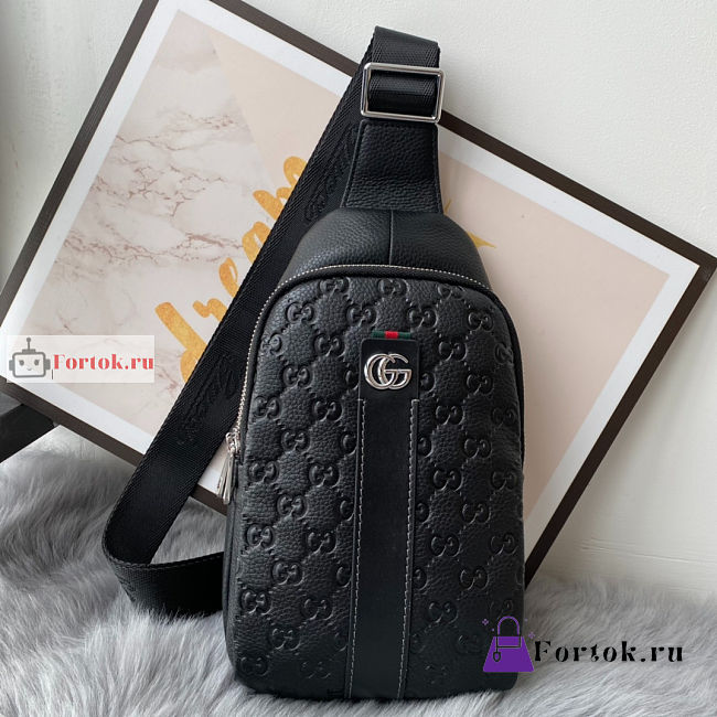 Gucci Chest Bag In Leather Black 28×16×4.5cm - 1