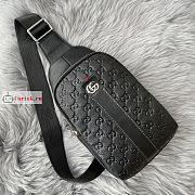 Gucci Chest Bag In Leather Black 28×16×4.5cm - 4