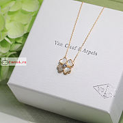 VCA Cosmos Necklace - 2