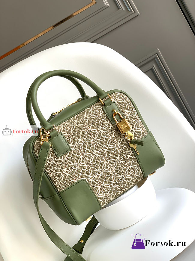 Loewe Amazona 19 Square Bag In Anagram Avocado Green 19x18x11.5cm - 1