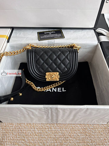 Chanel Mini Boy Messenger Bag In Grained Leather Black 15x9.5x4.5cm