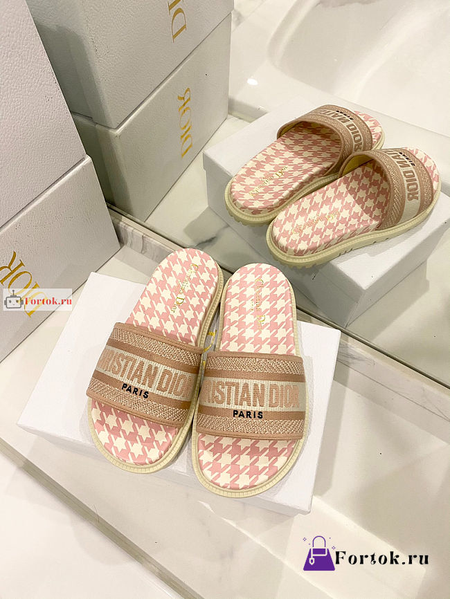 Dior Dway Slide Micro Houndstooth Motif Pink  - 1