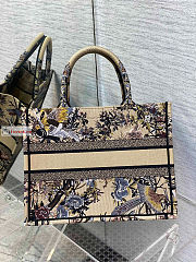 Dior Medium Beige Multicolor Embroidery M1296 36x27.5x16.5cm - 5