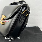 Celine Teen Besace Triomphe In Shiny Leather Black 18.5x16x6cm - 6