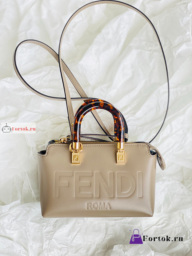 Fendi Mini By The Way Boston Beige 20.5x12x9cm - 1