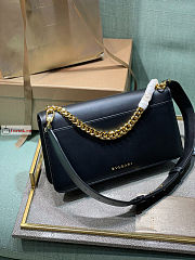 Bvlgari Medium Serpenti East West Maxi Chain Bag Black 28x17x6cm - 5