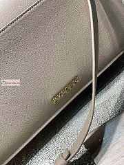 Bvlgari Medium Serpenti East West Maxi Chain Bag Grey 28x17x6cm - 2