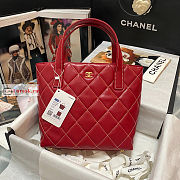 Chanel Vivian Vintage Tote Bag Red AS3045 23x24x9cm - 1