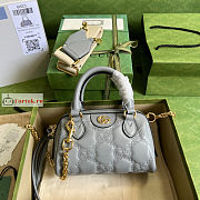 Gucci GG Matelasse Leather Top Handle Bag Grey 702251 19x13x11cm - 1