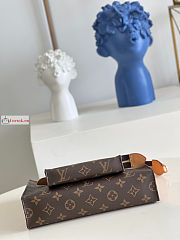 Louis Vuitton Toiletry Pouch On Chain M81412 25x20x5.5cm - 6