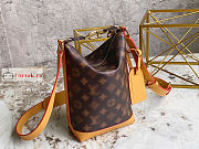 Louis Vuitton Hobo Cruiser PM M46241 17x24x8.5cm - 4