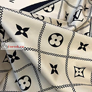 Louis Vuitton Croisillon Square 90 Cream M77455  - 6