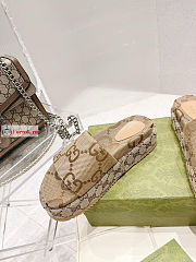 Gucci Women's Platform Slide Sandal Beige 623212 - 3