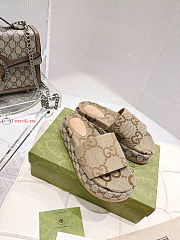 Gucci Women's Platform Slide Sandal Beige 623212 - 6
