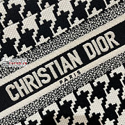 Dior Small Book Tote Macro Houndstooth Embroidery Black/White M1265 26.5x21x14cm - 4