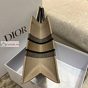 Dior Medium Book Tote Macro Toile de Jouy Tiger Embroidery Brown/Black M1296 36x27.5x16.5cm - 6