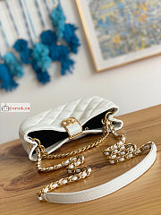 Chanel Hobo Handbag Lambskin Leather White AS3476 17x23x7cm - 3