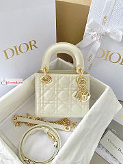 Dior Mini Lady Dior Bag Patent Leather White M0505 17×15×7cm - 1
