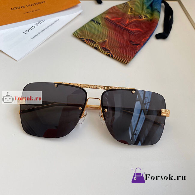 Louis Vuitton Ash Sunglasses  - 1