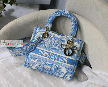 Dior Medium Lady D-Lite Bag Jouy Embroidery Cornflower Blue M0565 24x20x11cm