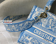 Dior Medium Lady D-Lite Bag Jouy Embroidery Cornflower Blue M0565 24x20x11cm - 4