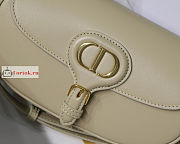 Dior Bobby East-West Smooth Leather Cream M9327 21x5x12cm - 2