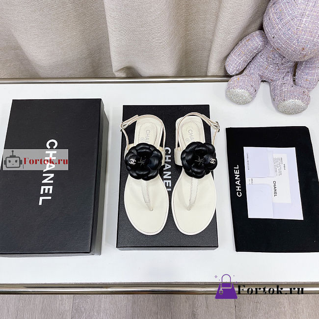 Chanel Camellia Sandals In Leather White/Black - 1