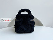 Chanel Small Vanity Case Shearling Black AS3357 21x17x17cm - 4