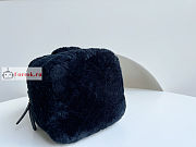 Chanel Small Vanity Case Shearling Black AS3357 21x17x17cm - 3