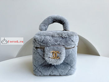 Chanel Small Vanity Case Shearling Gray AS3357 21x17x17cm