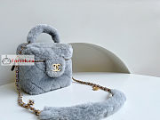 Chanel Small Vanity Case Shearling Gray AS3357 21x17x17cm - 6