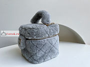 Chanel Small Vanity Case Shearling Gray AS3357 21x17x17cm - 3