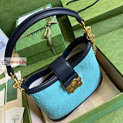 Gucci Small GG Shoulder Bag Blue 675788 25x21x9cm - 4