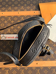 Louis Vuitton MM Soft Hat Box M45649 20x22.5x8cm - 2