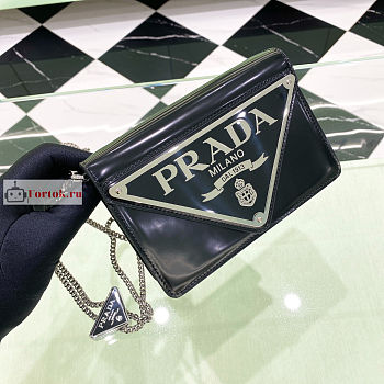 Prada Milano Shoulder Bag with Logo Plaque 17x9.5x3.5cm